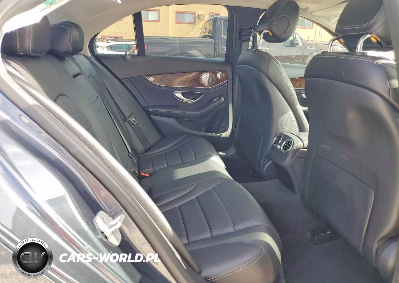 2015 Mercedes-Benz C 300 4Matic VIN:55SWF4KB7FU063149 - 10