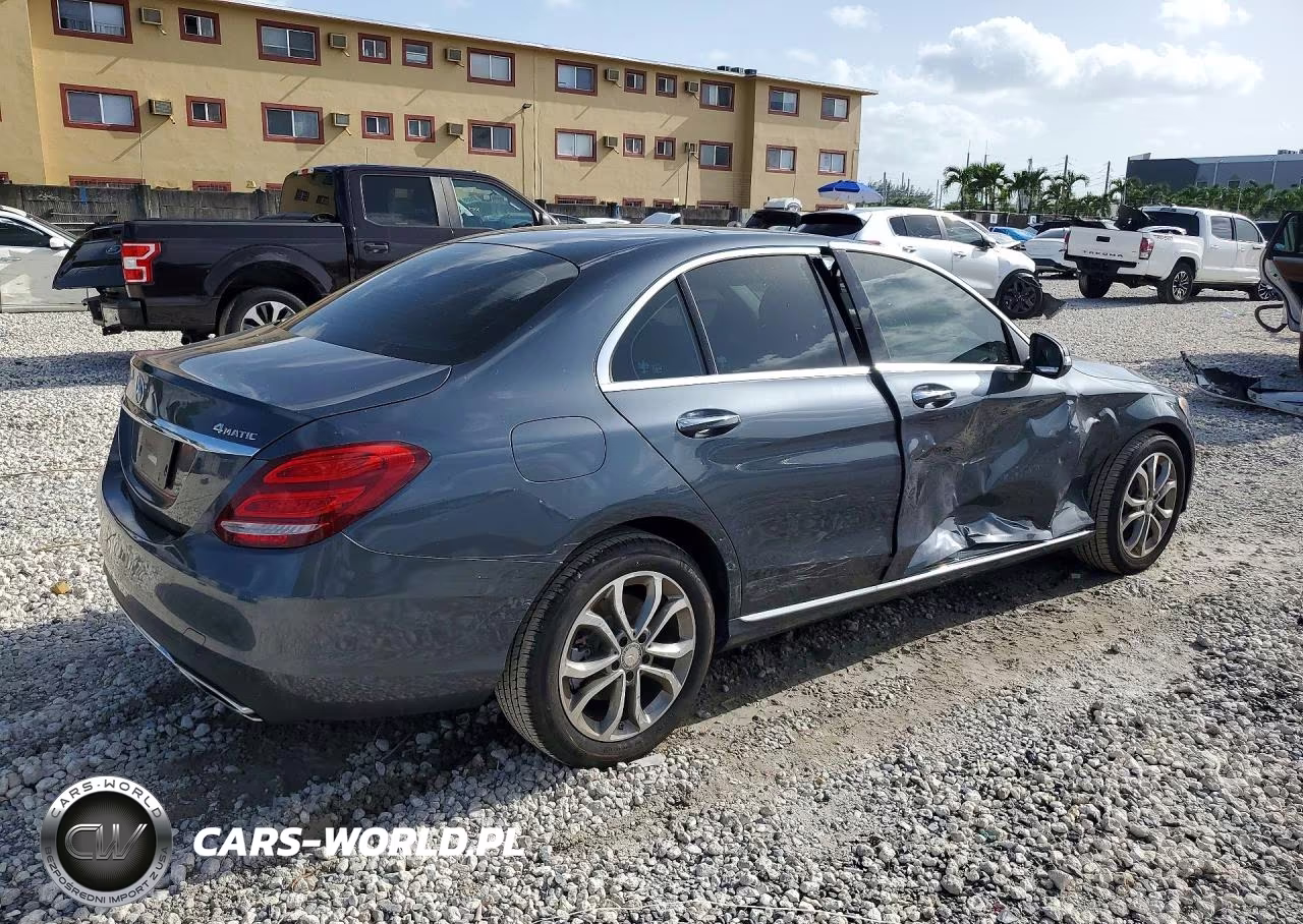 2015 Mercedes-Benz C 300 4Matic VIN:55SWF4KB7FU063149 - 3