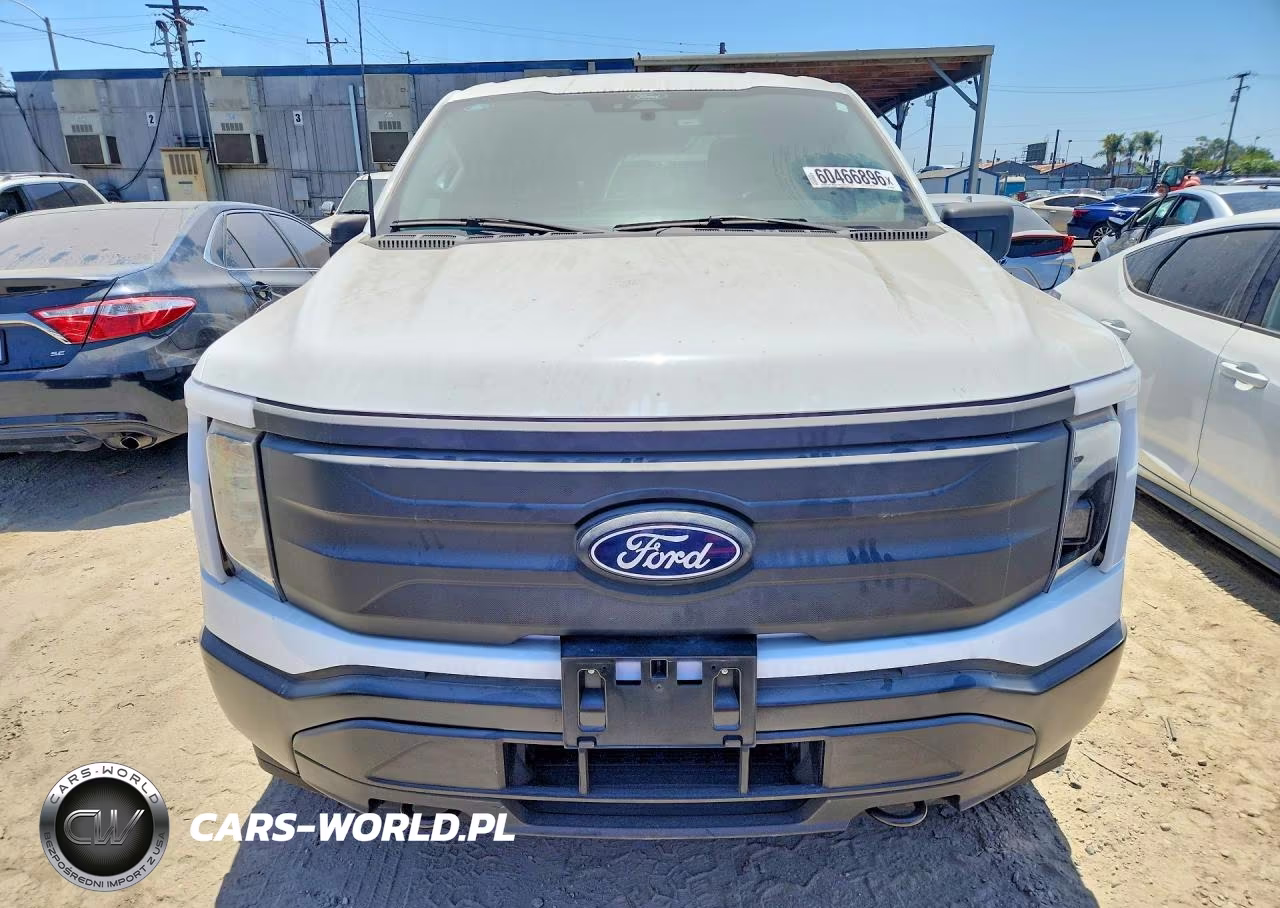 2025 Ford F150 Lightning Pro VIN:1FT6W1BM9SWG16603 - 5