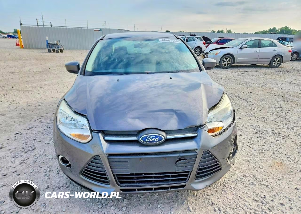 2012 Ford Focus Se VIN:1FAHP3F20CL336152 - 5