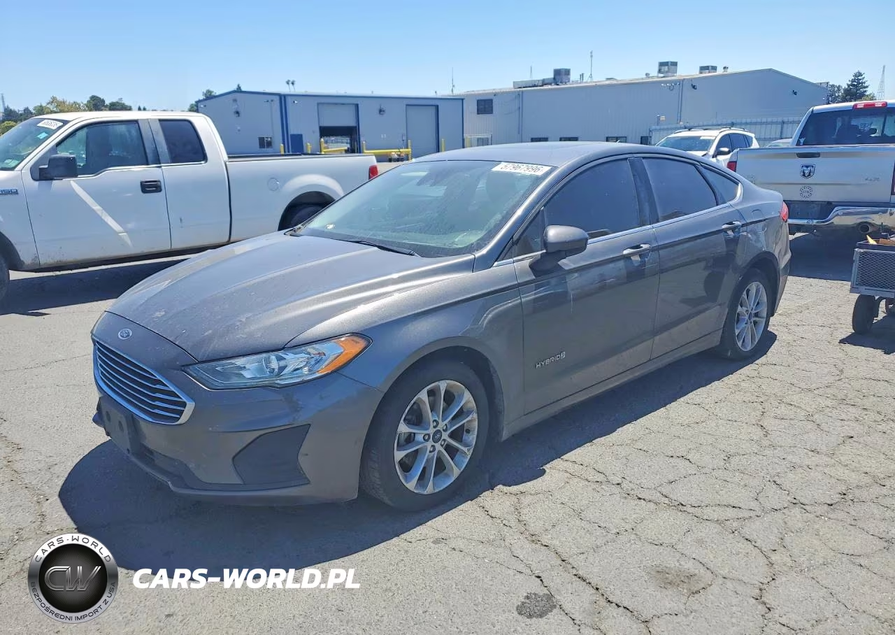 2019 Ford Fusion Se – zdjęcie 1 z 12