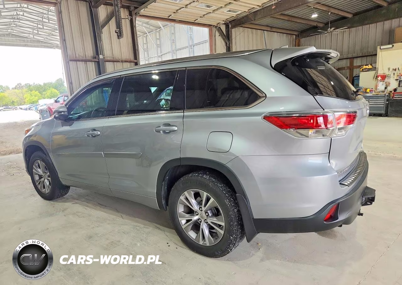 2015 Toyota Highlander Xle VIN:5TDJKRFH9FS176762 - 2