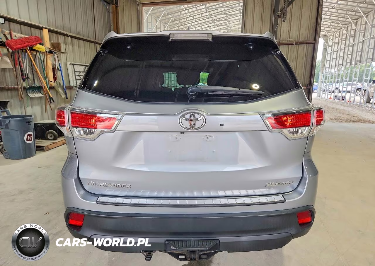 2015 Toyota Highlander Xle VIN:5TDJKRFH9FS176762 - 6