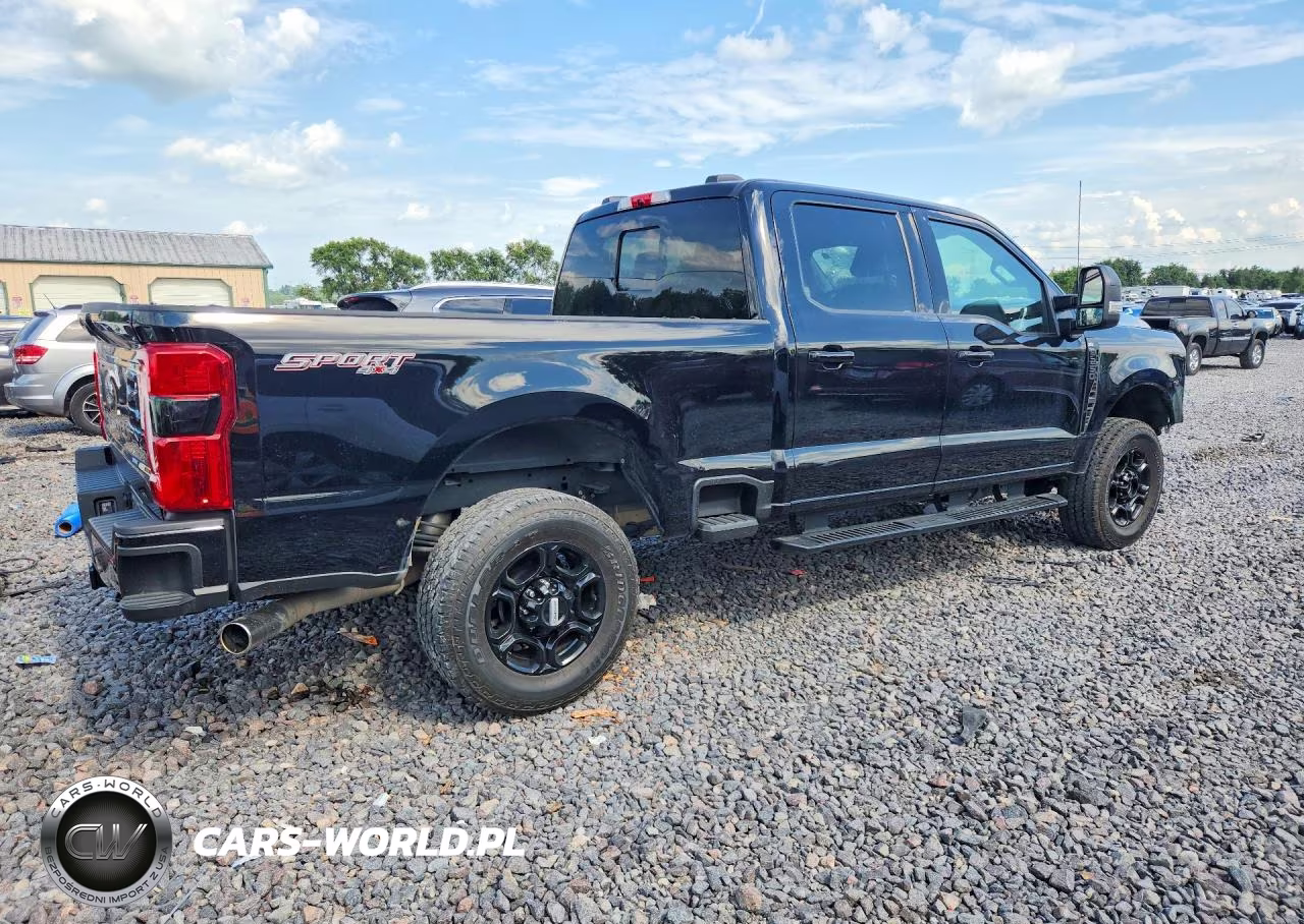 2024 Ford F250 Super Duty VIN:1FT8W2BN0REE71328 - 3