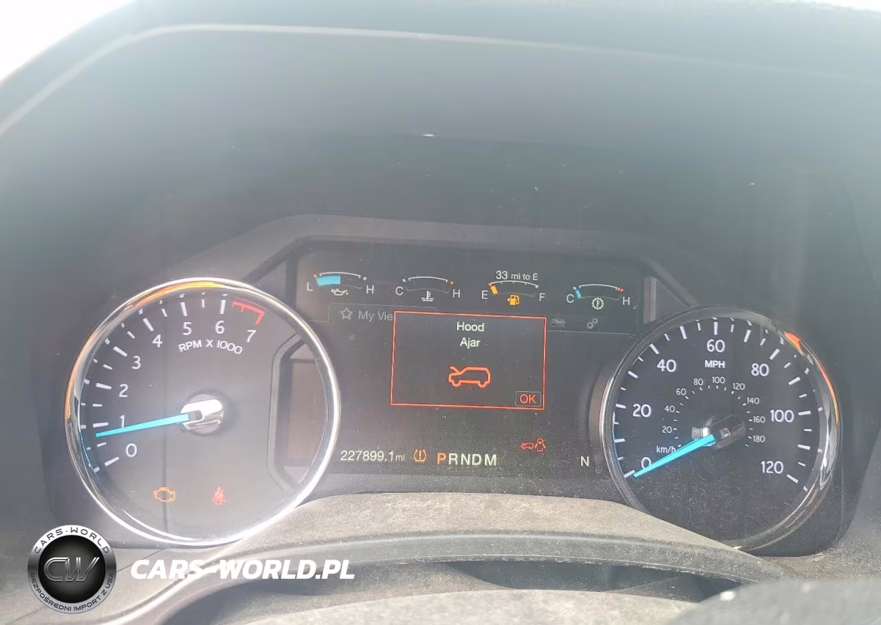 2018 Ford Expedition Xlt VIN:1FMJU1JT9JEA58227 - 9