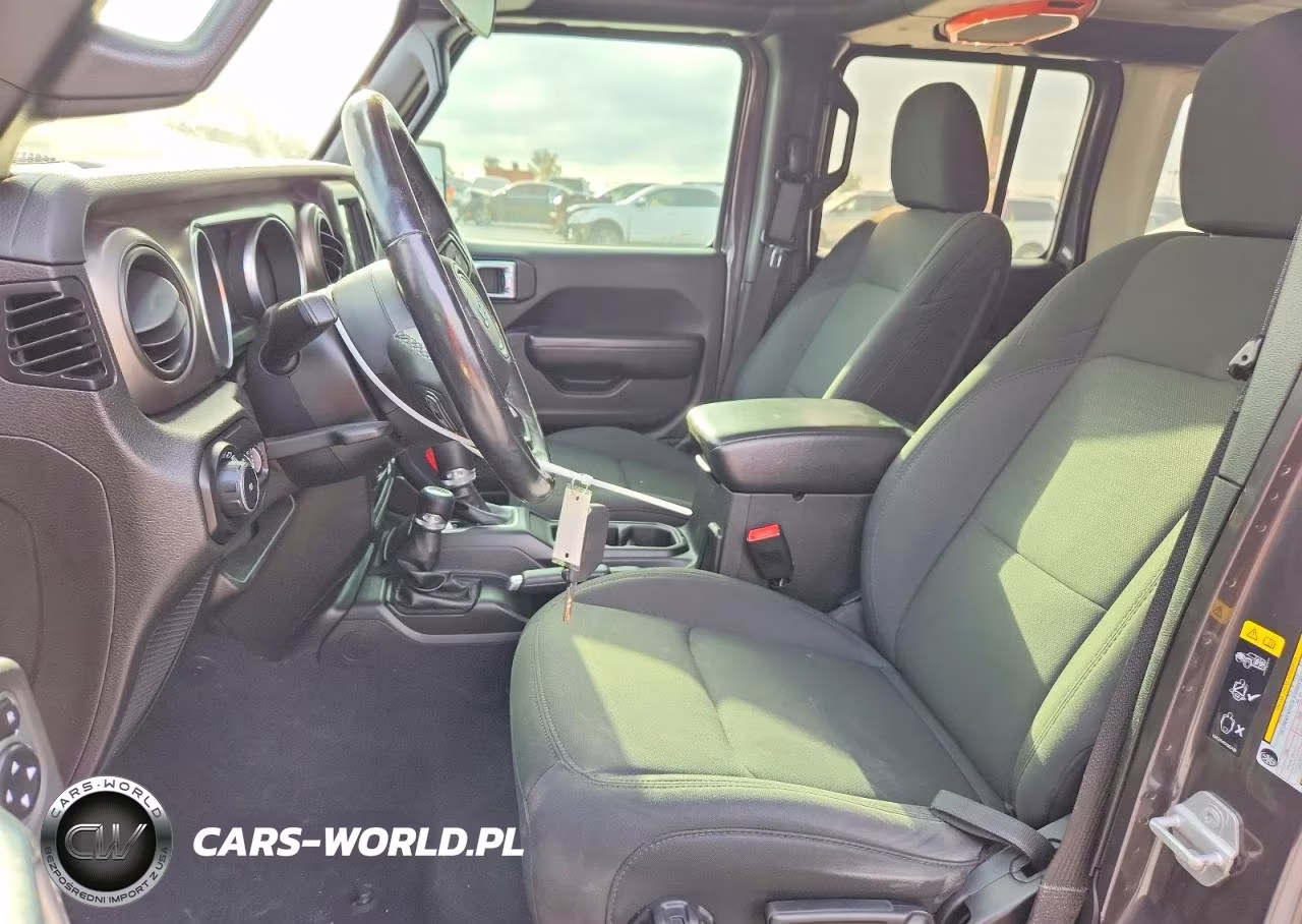 2020 Jeep Wrangler Unlimited Sport VIN:1C4HJXDN9LW174116 - 7