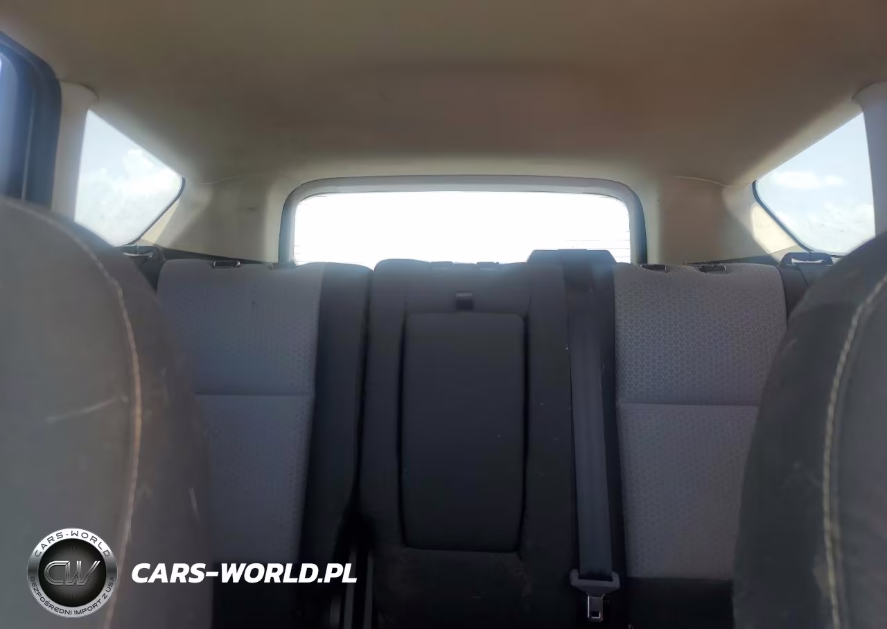 2019 Ford Escape Se VIN:1FMCU9GD8KUB42747 - 10