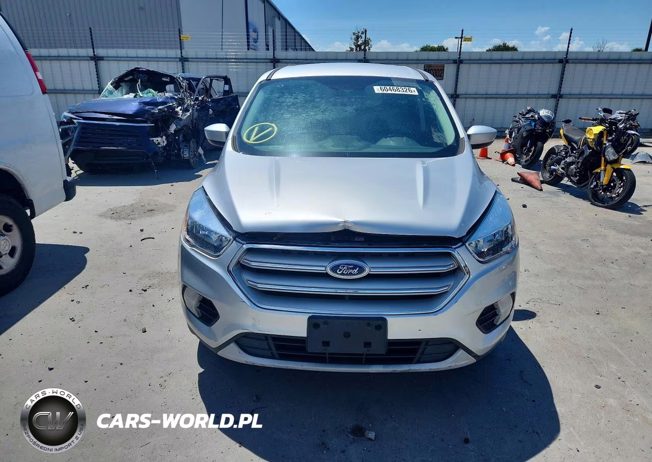 2019 Ford Escape Se VIN:1FMCU9GD8KUB42747 - 5