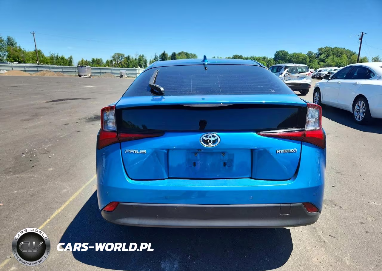 2020 Toyota Prius Le VIN:JTDKARFUXL3119830 - 6