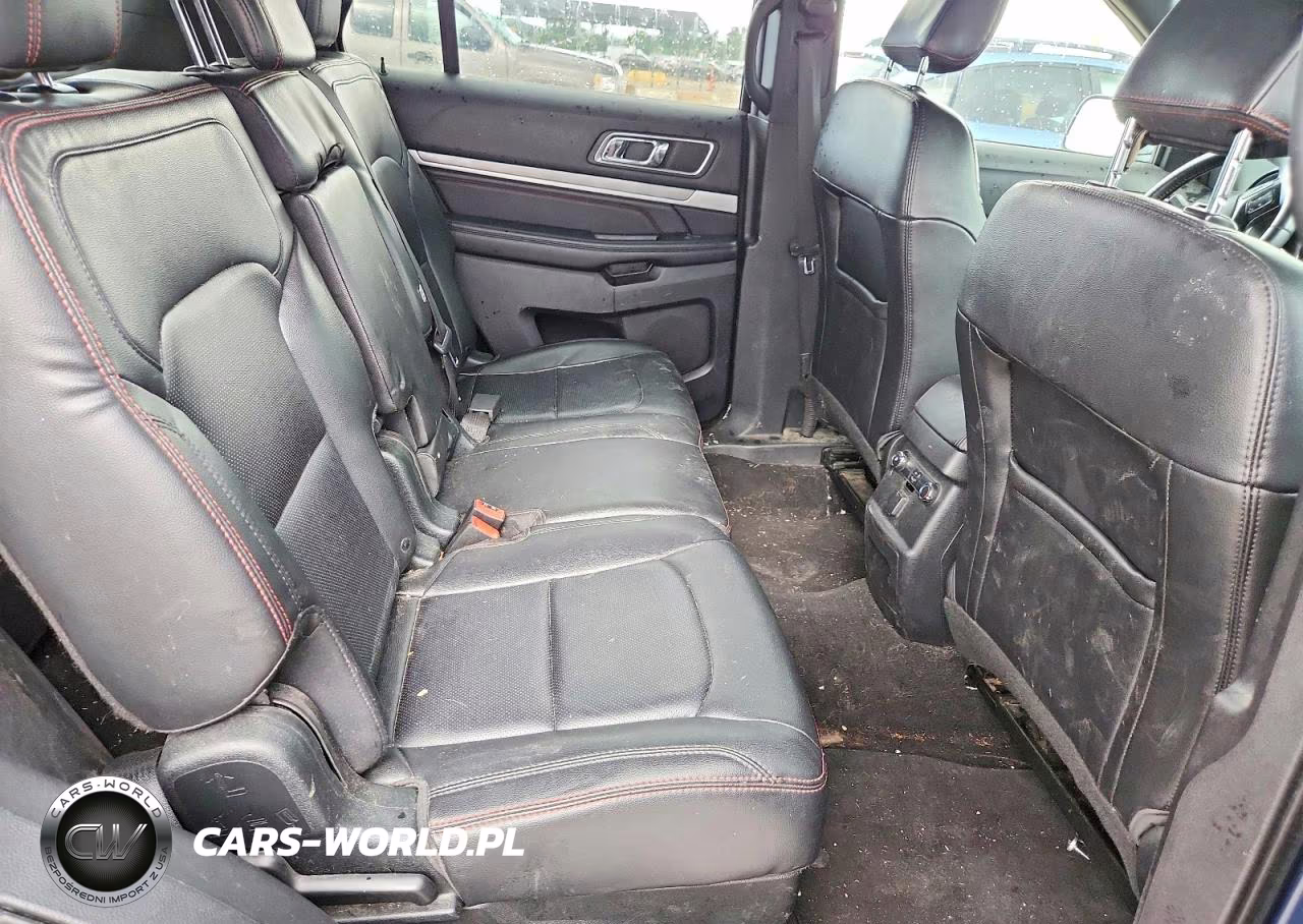 2019 Ford Explorer Sport VIN:1FM5K8GT0KGA20432 - 11