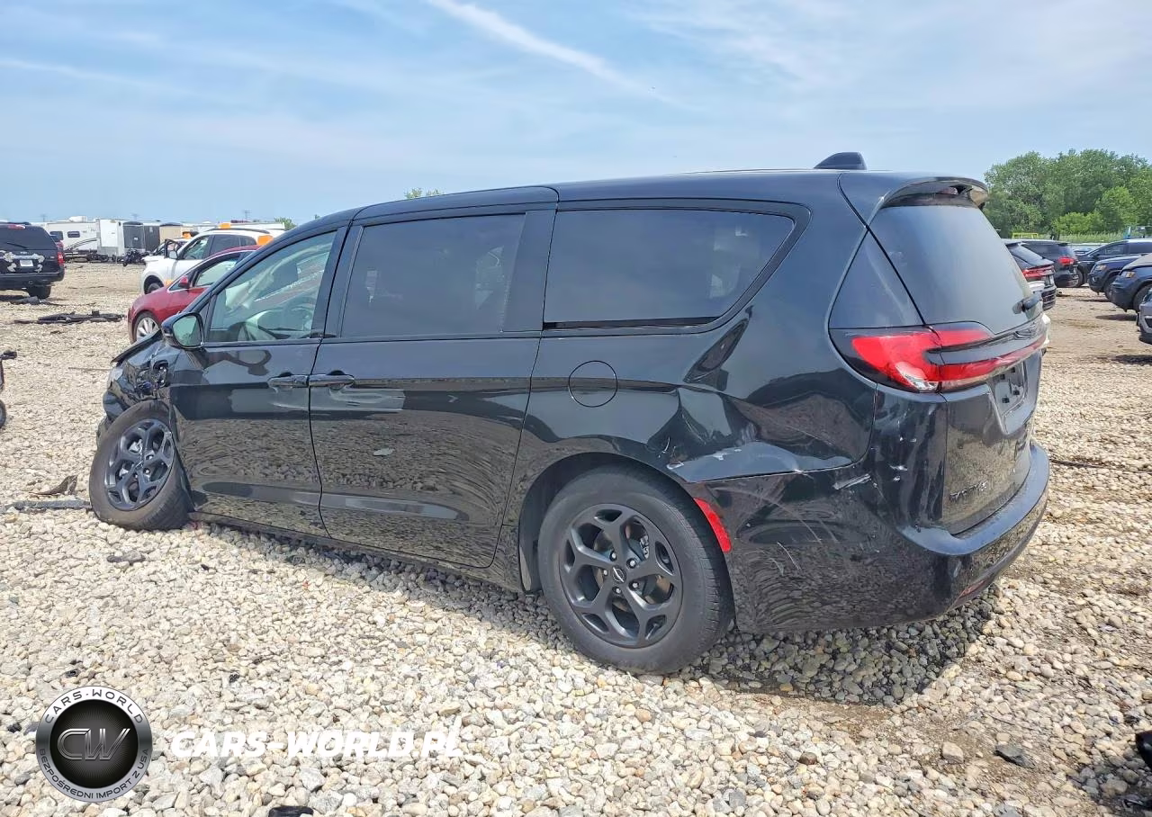 2023 Chrysler Pacifica Hybrid Limited VIN:2C4RC1S77PR584461 - 2