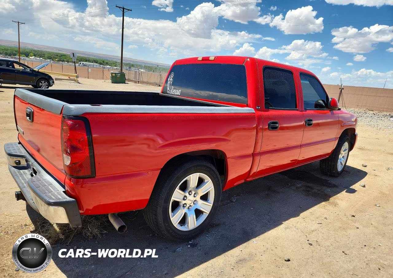 2005 GMC New Sierra C1500 VIN:2GTEC13T951199456 - 3