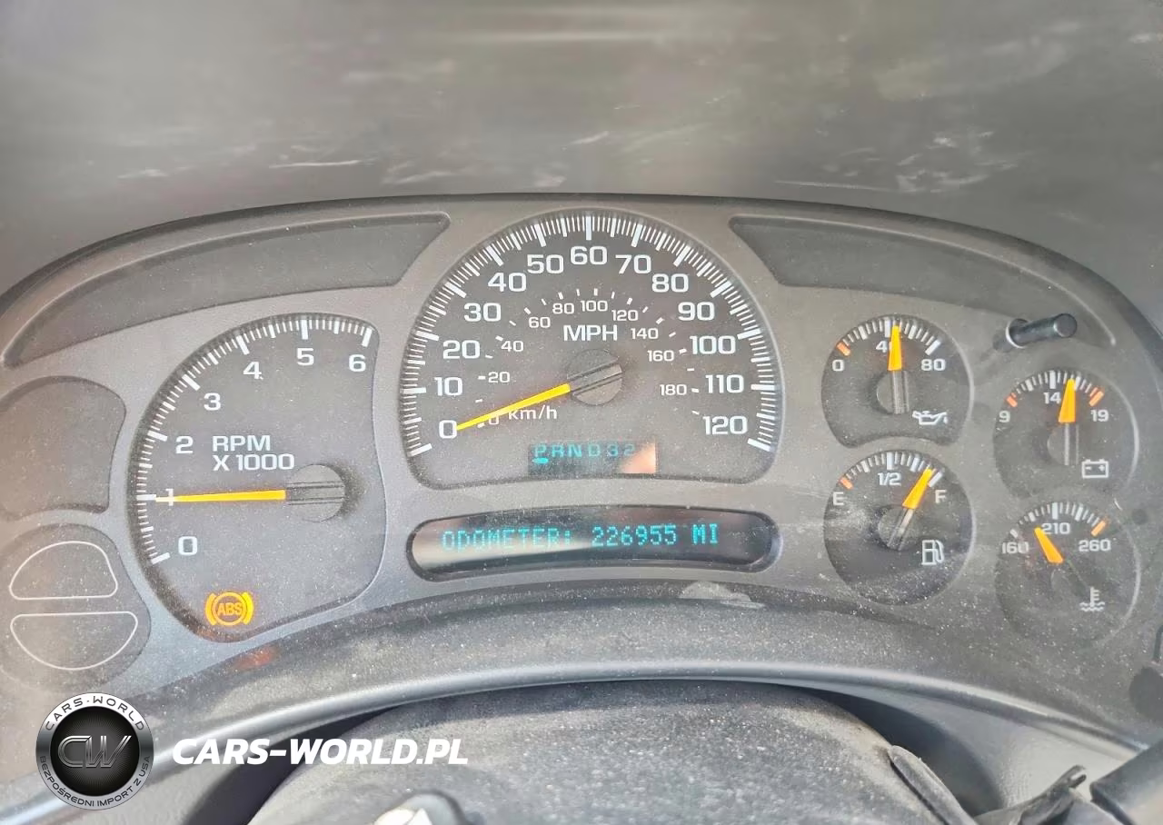 2004 Chevrolet Tahoe K1500 VIN:1GNEK13Z44R133160 - 9