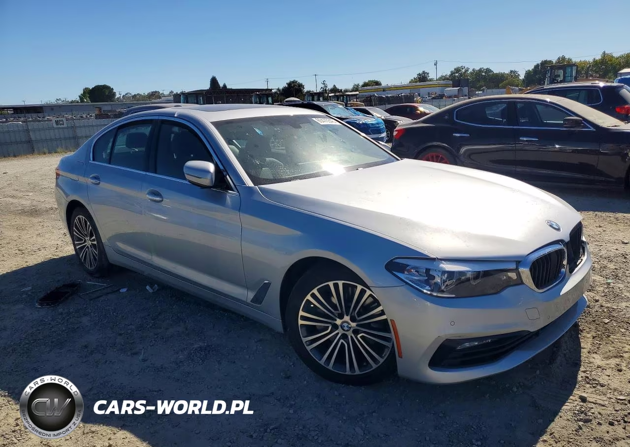 2018 BMW 530 I VIN:WBAJA5C55JWA36030 - 4