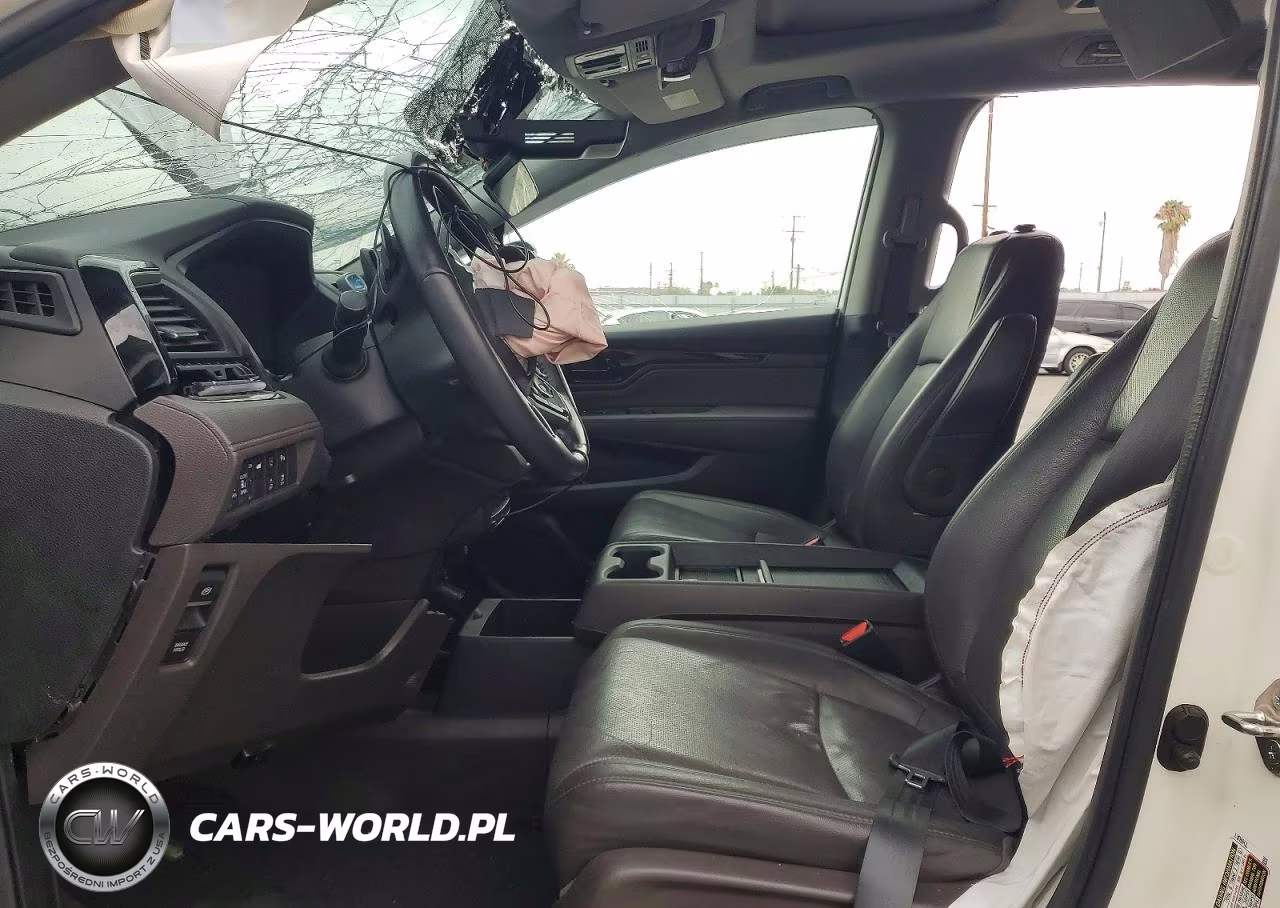 2018 Honda Odyssey Elite VIN:5FNRL6H92JB112046 - 7