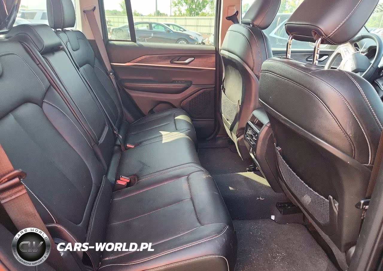 2023 Jeep Grand Cherokee Limited VIN:1C4RJHBG5P8897258 - 11