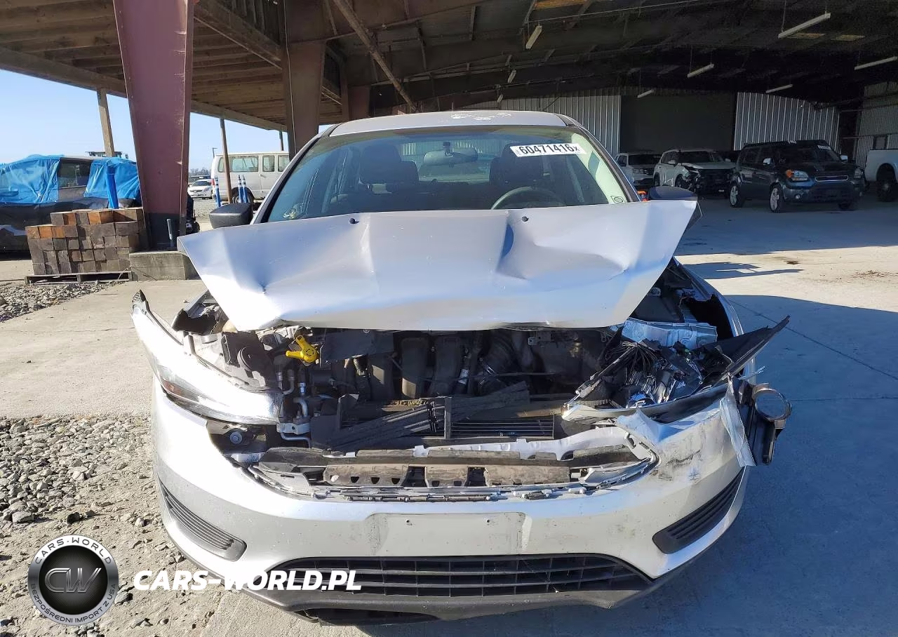 2018 Ford Focus S VIN:1FADP3E25JL288046 - 5