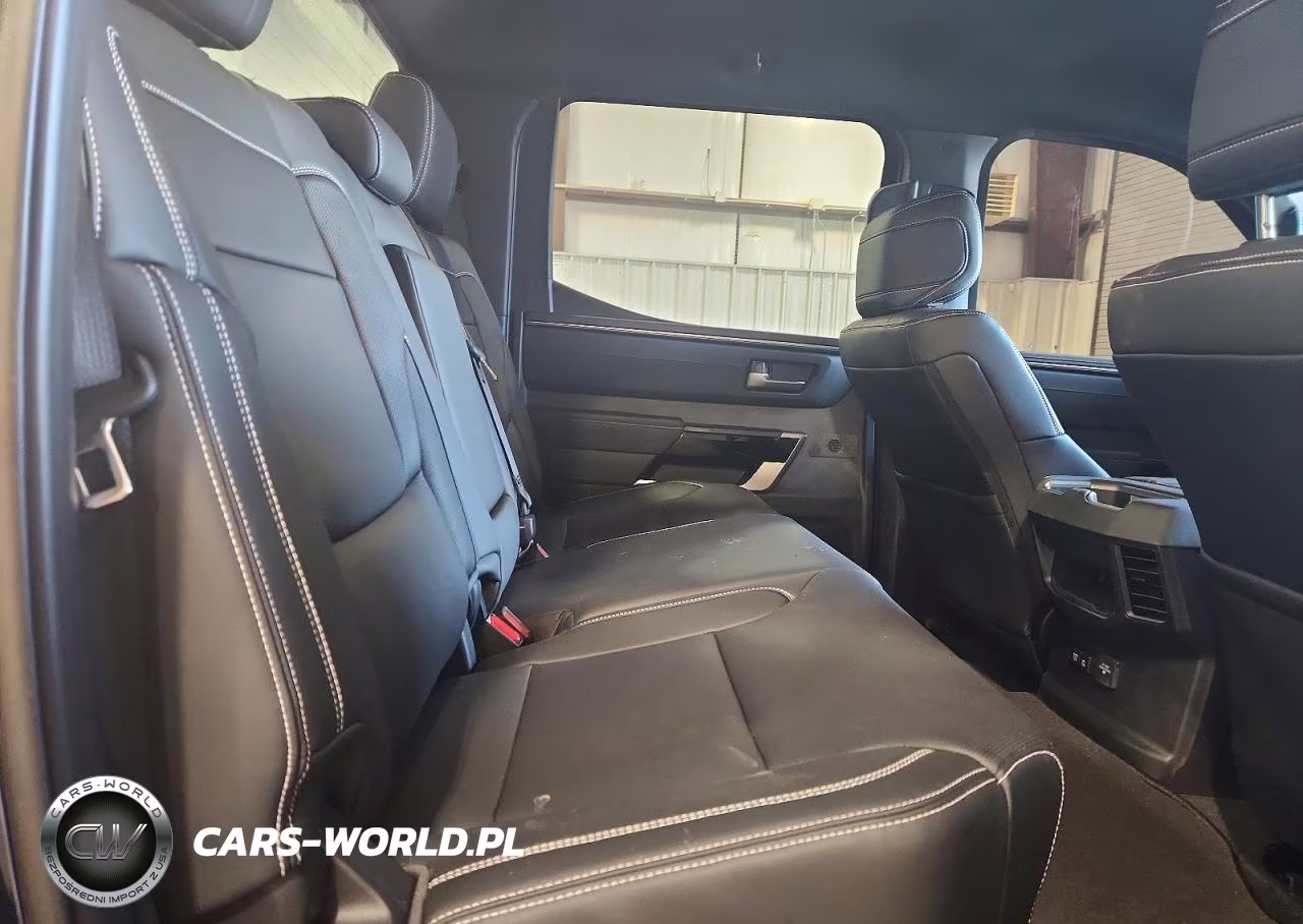 2026 Toyota Tundra Limited VIN:5TFWA5DB2TX363492 - 10