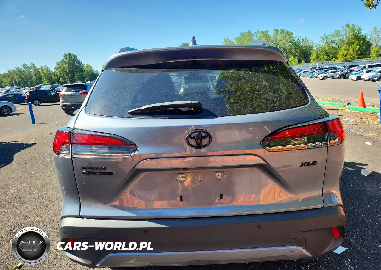 2022 Toyota Corolla Cross Xle VIN:7MUDAAAG5NV031464 - 6