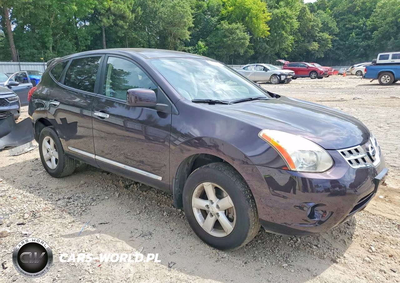 2013 Nissan Rogue S VIN:JN8AS5MV7DW652249 - 4