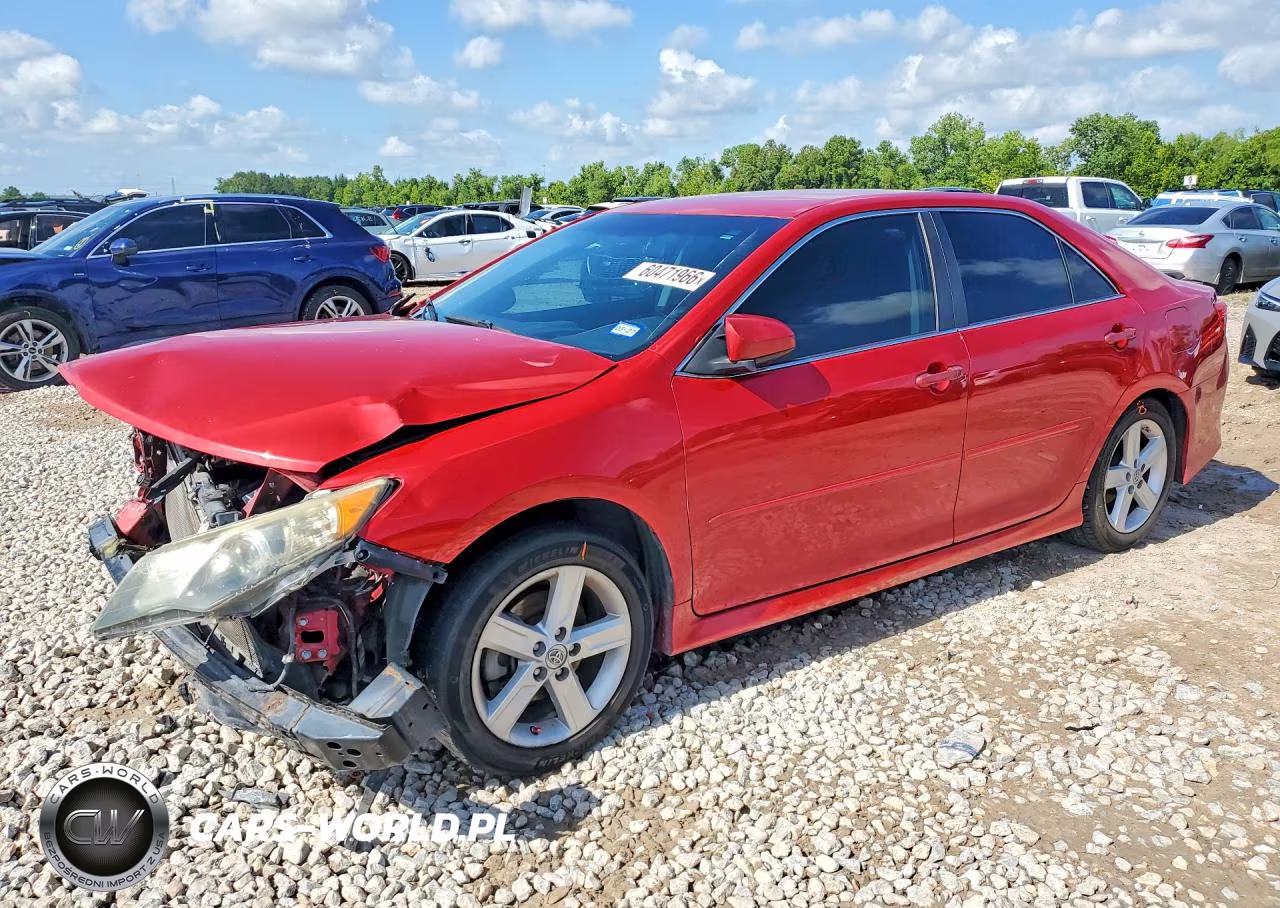2014 Toyota Camry Se – zdjęcie 1 z 14