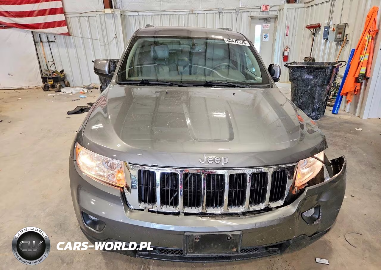 2012 Jeep Grand Cherokee Laredo VIN:1C4RJFAG2CC132912 - 5