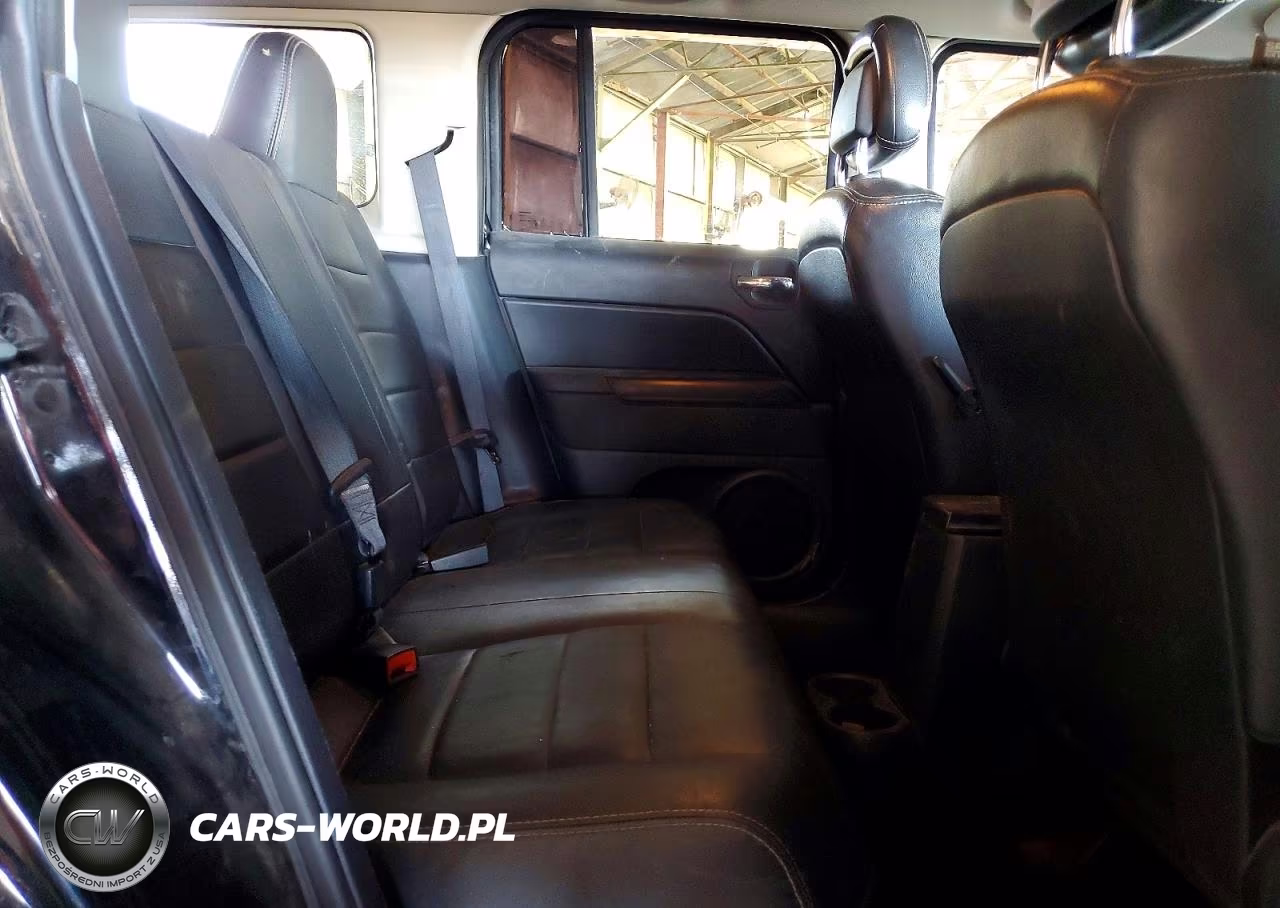 2016 Jeep Patriot Latitude VIN:1C4NJPFA1GD554629 - 10