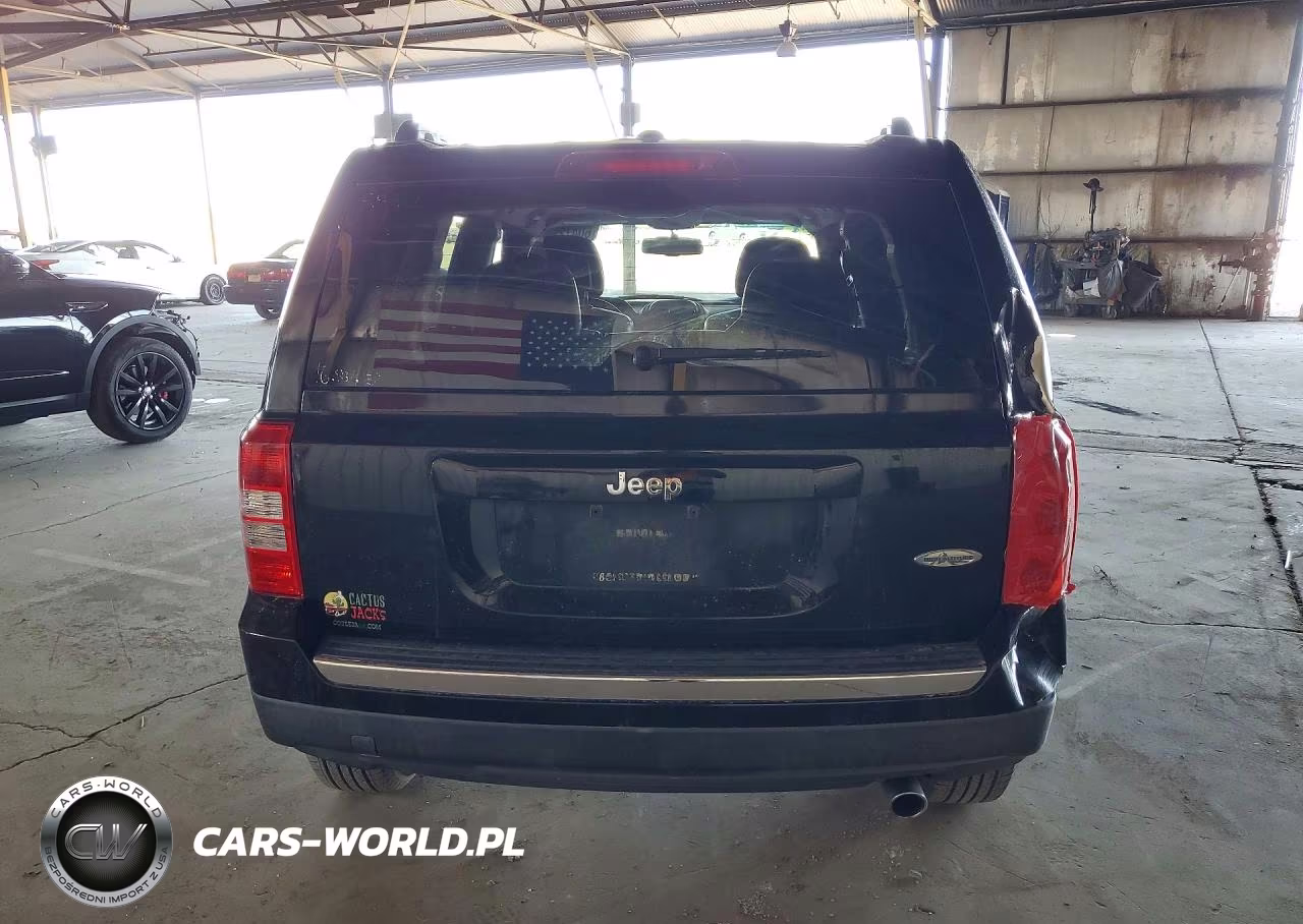 2016 Jeep Patriot Latitude VIN:1C4NJPFA1GD554629 - 6