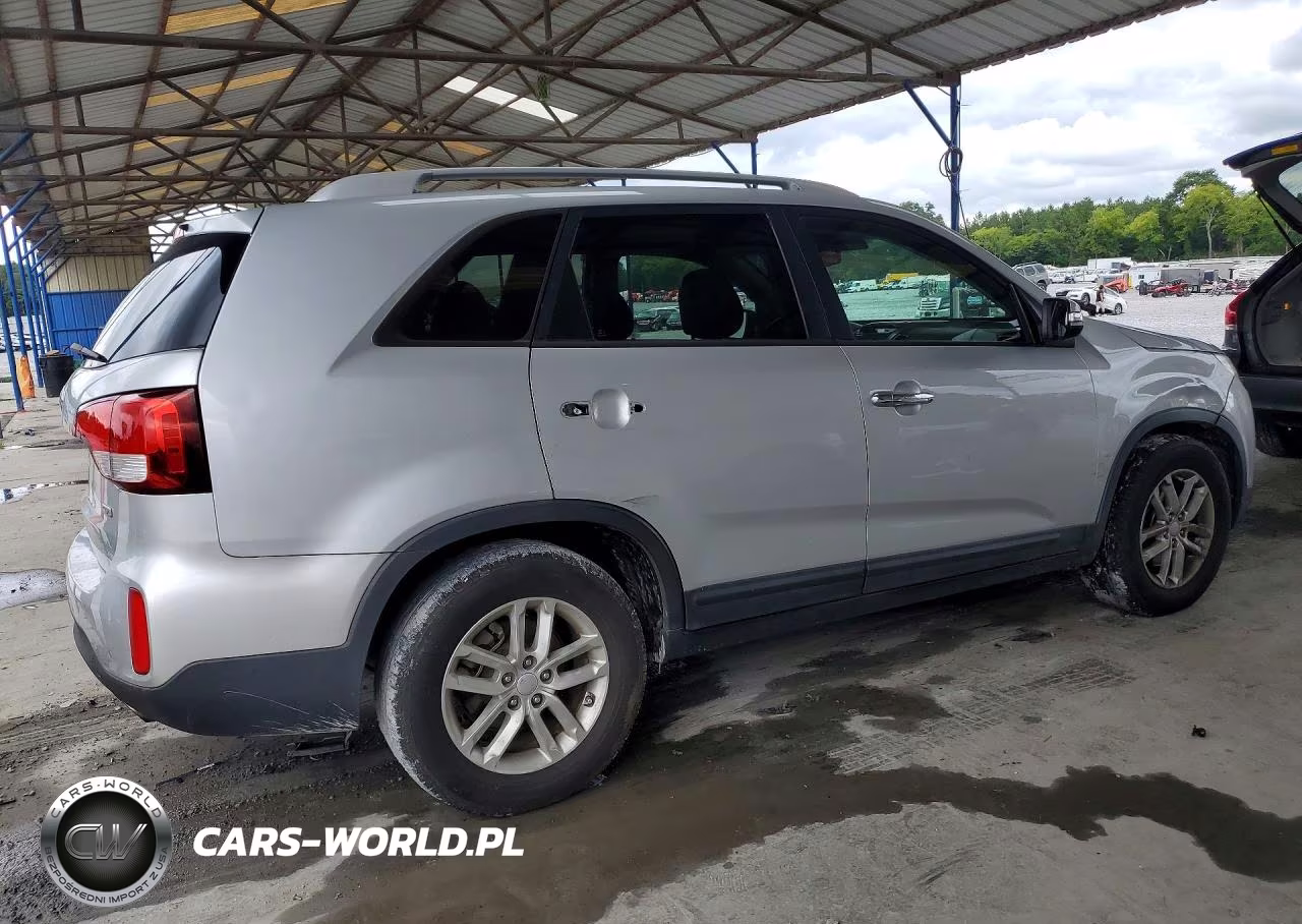 2014 Kia Sorento Lx VIN:5XYKT4A69EG506888 - 3