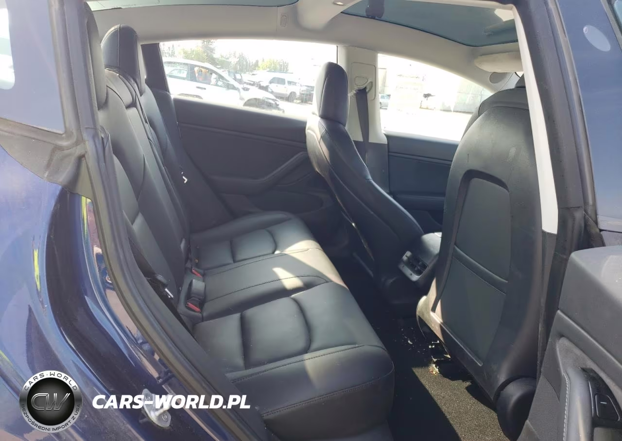 2018 Tesla Model 3 VIN:5YJ3E1EB9JF130814 - 10
