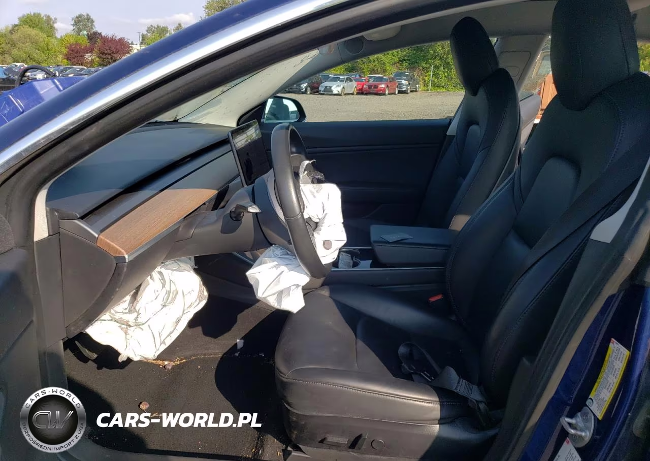 2018 Tesla Model 3 VIN:5YJ3E1EB9JF130814 - 7