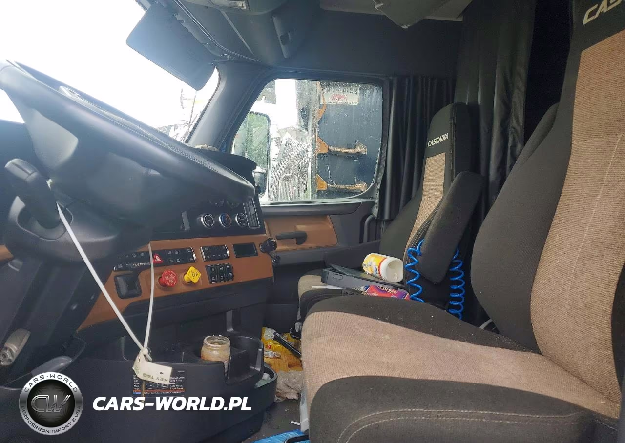 2024 Freightliner Cascadia 126 Semi Truck VIN:3AKJHHDR1RSVC1110 - 7