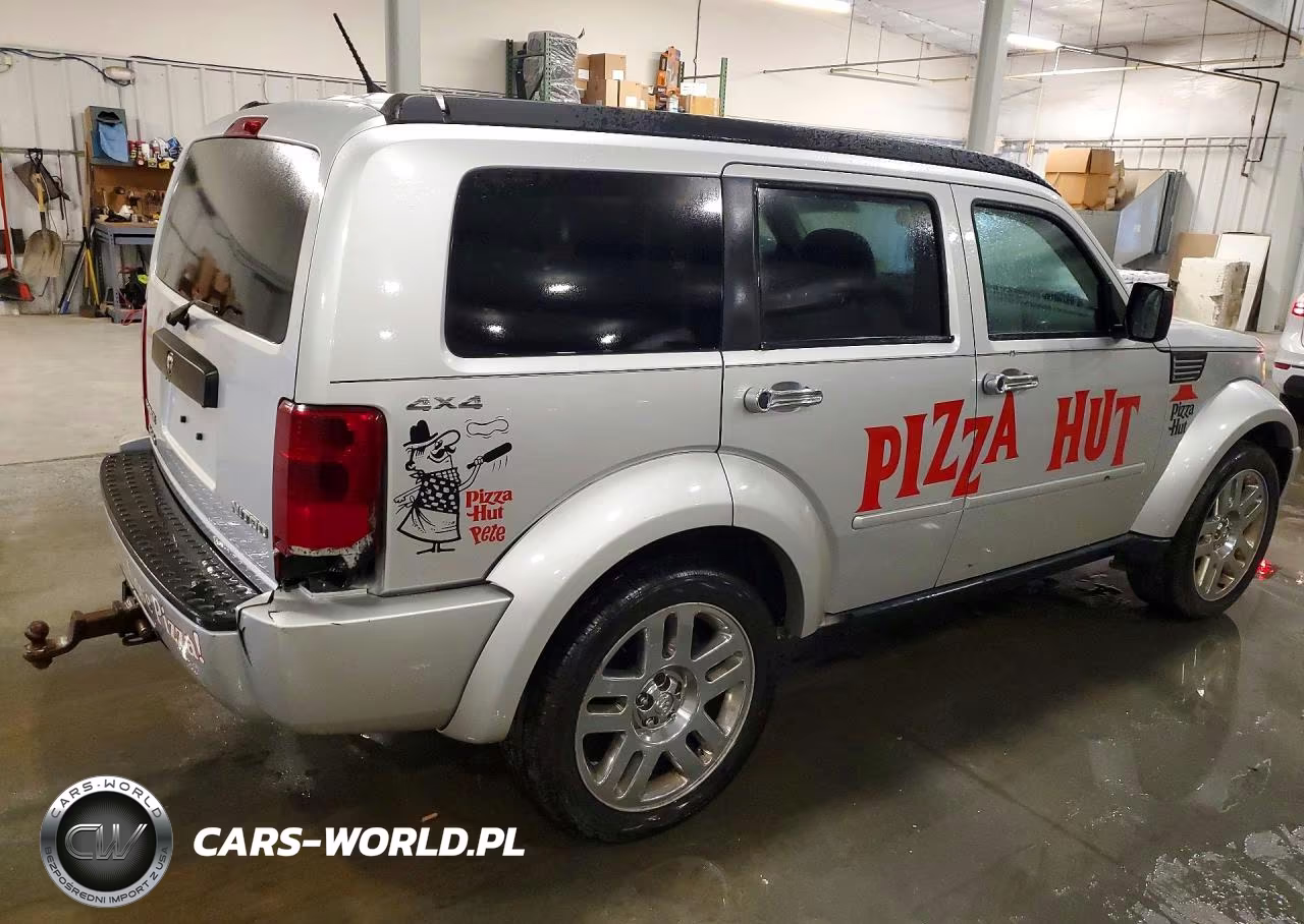 2011 Dodge Nitro Heat VIN:1D4PU4GK4BW590868 - 3
