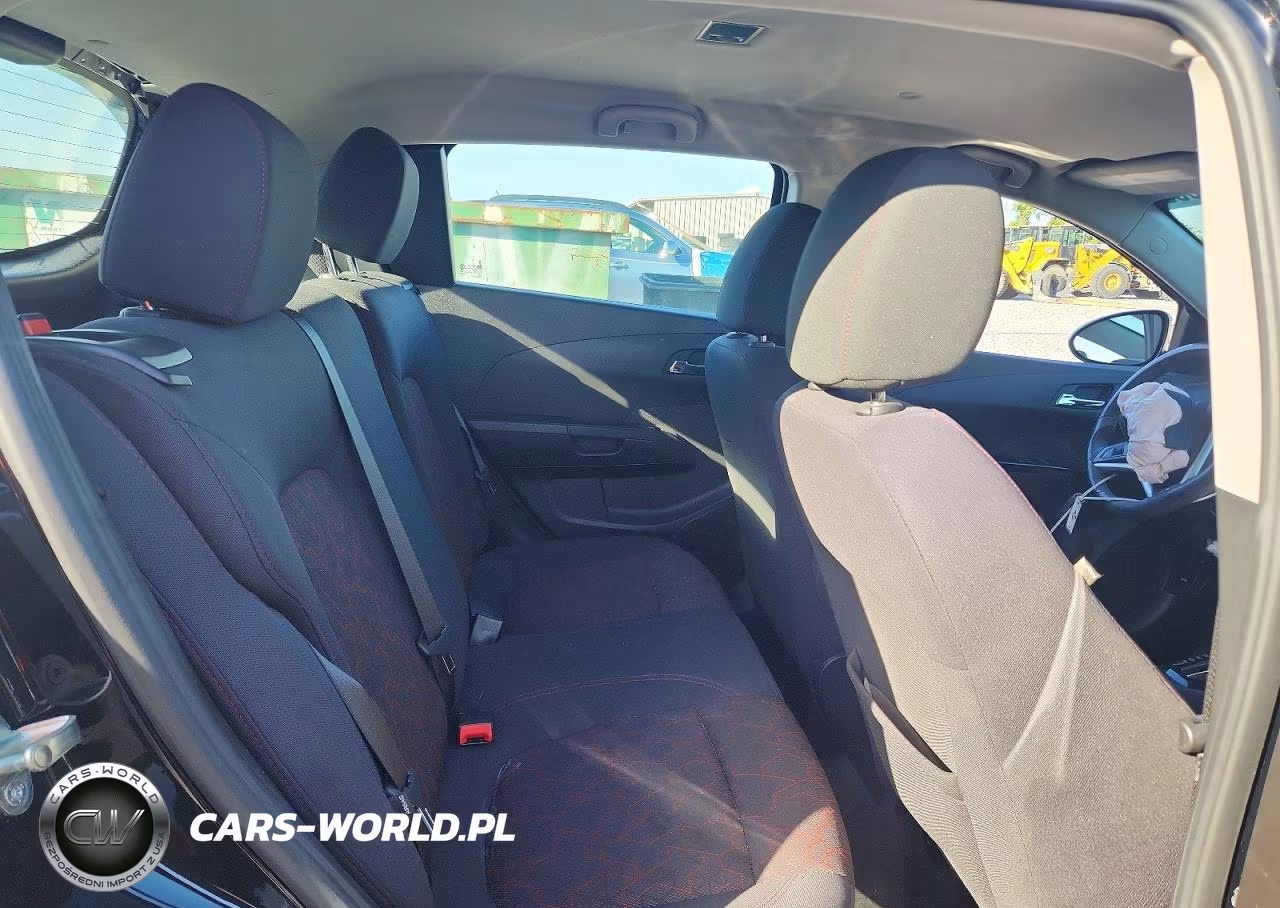 2020 Chevrolet Sonic Lt VIN:1G1JD6SB8L4126185 - 10