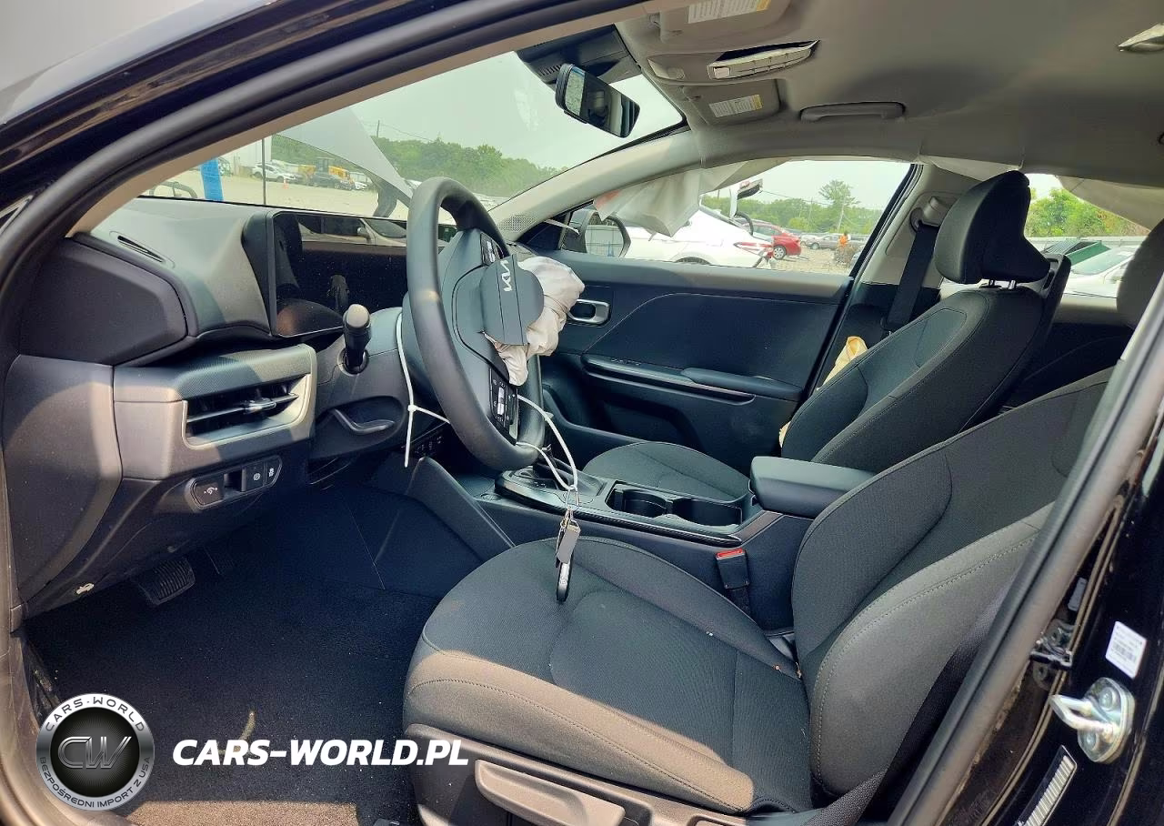 2026 Kia K4 Lxs VIN:3KPFT4DE4TE347678 - 7