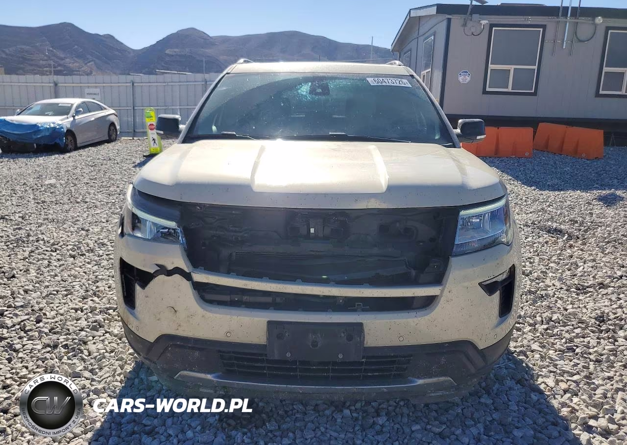 2018 Ford Explorer Xlt VIN:1FM5K7D84JGB09350 - 5