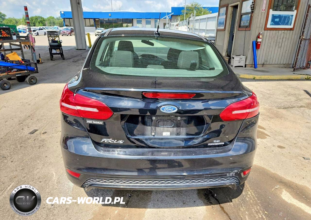 2016 Ford Focus Se VIN:1FADP3F25GL337558 - 6
