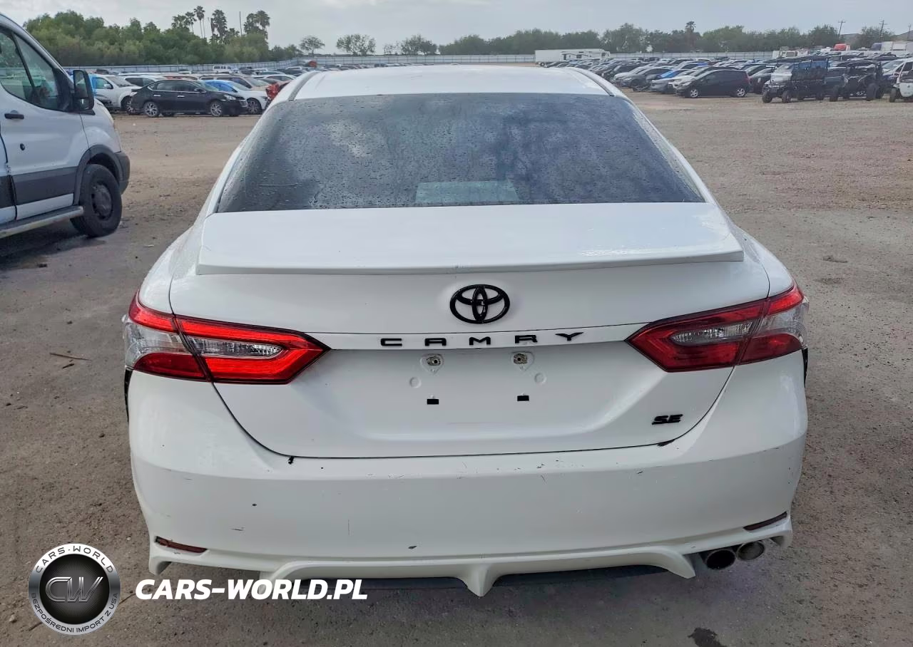 2018 Toyota Camry Se VIN:4T1B11HK5JU024401 - 6