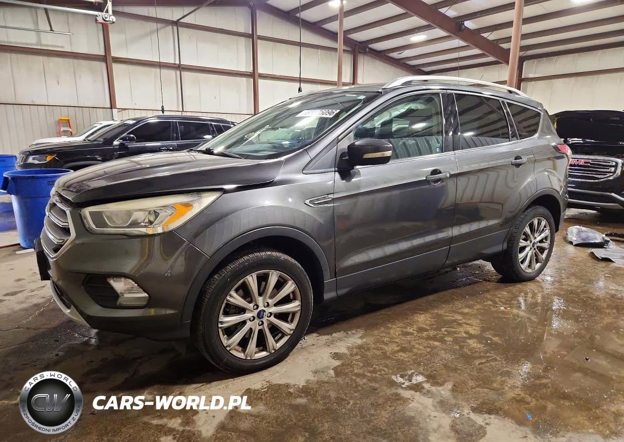 2017 Ford Escape Titanium – zdjęcie 1 z 14