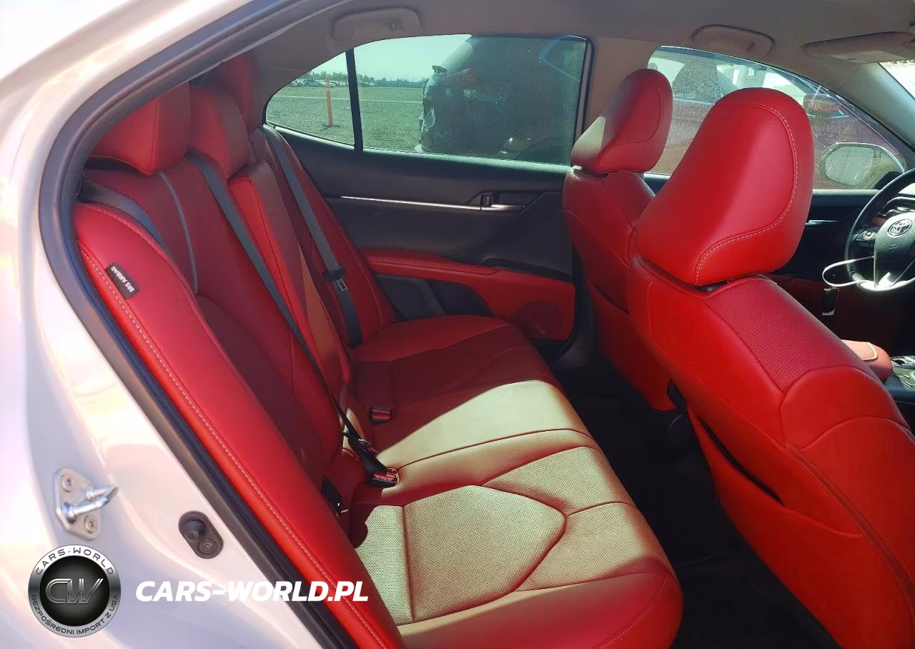 2022 Toyota Camry Xse VIN:4T1K31AK8NU034088 - 10
