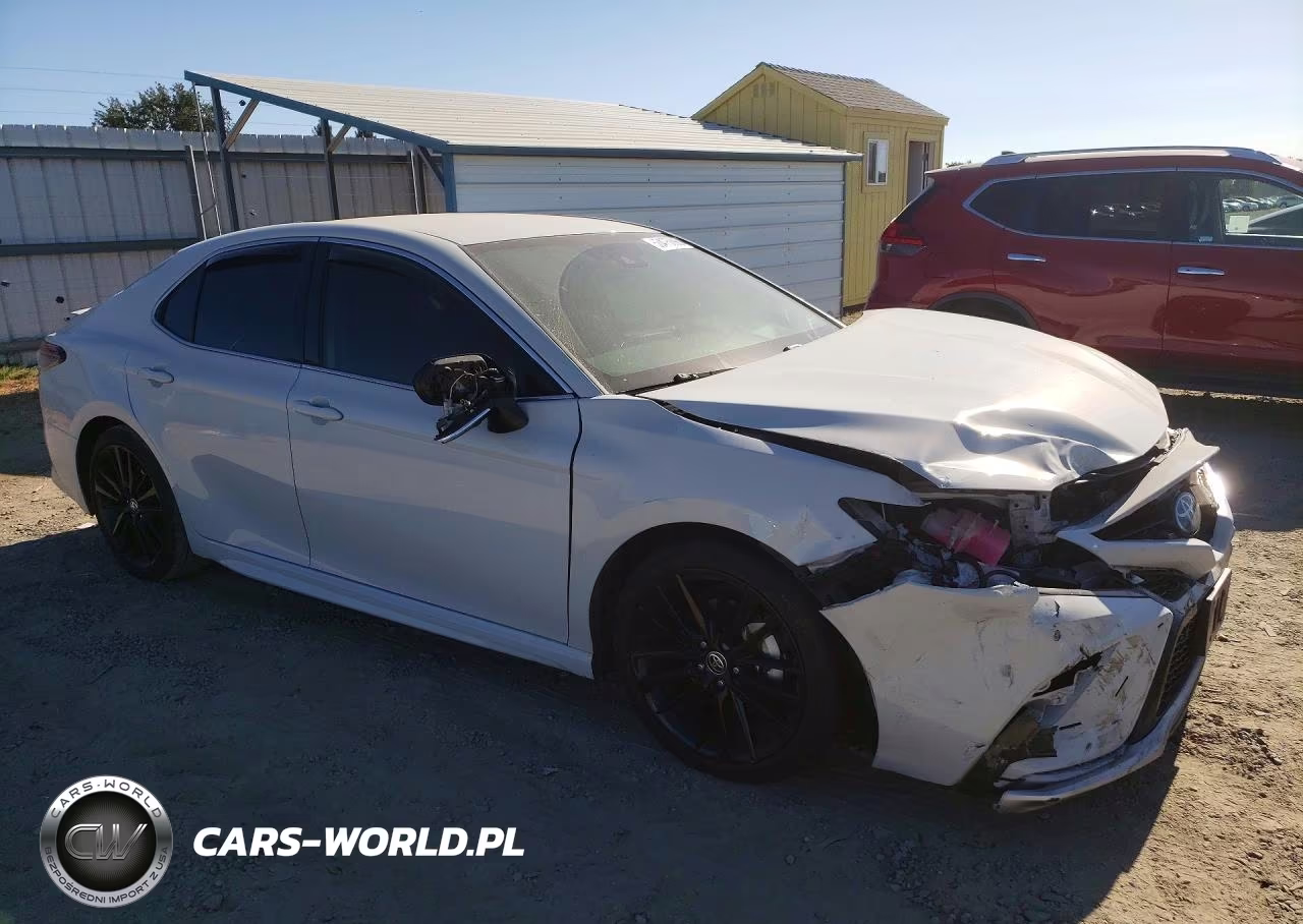 2022 Toyota Camry Xse VIN:4T1K31AK8NU034088 - 4