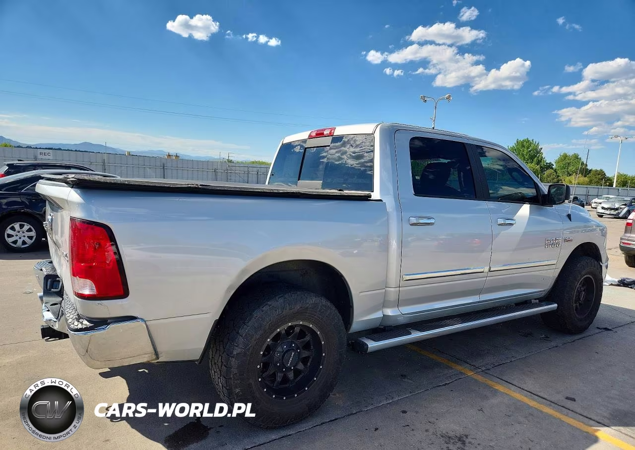 2017 Ram 1500 Slt VIN:3C6RR7LT8HG593293 - 3