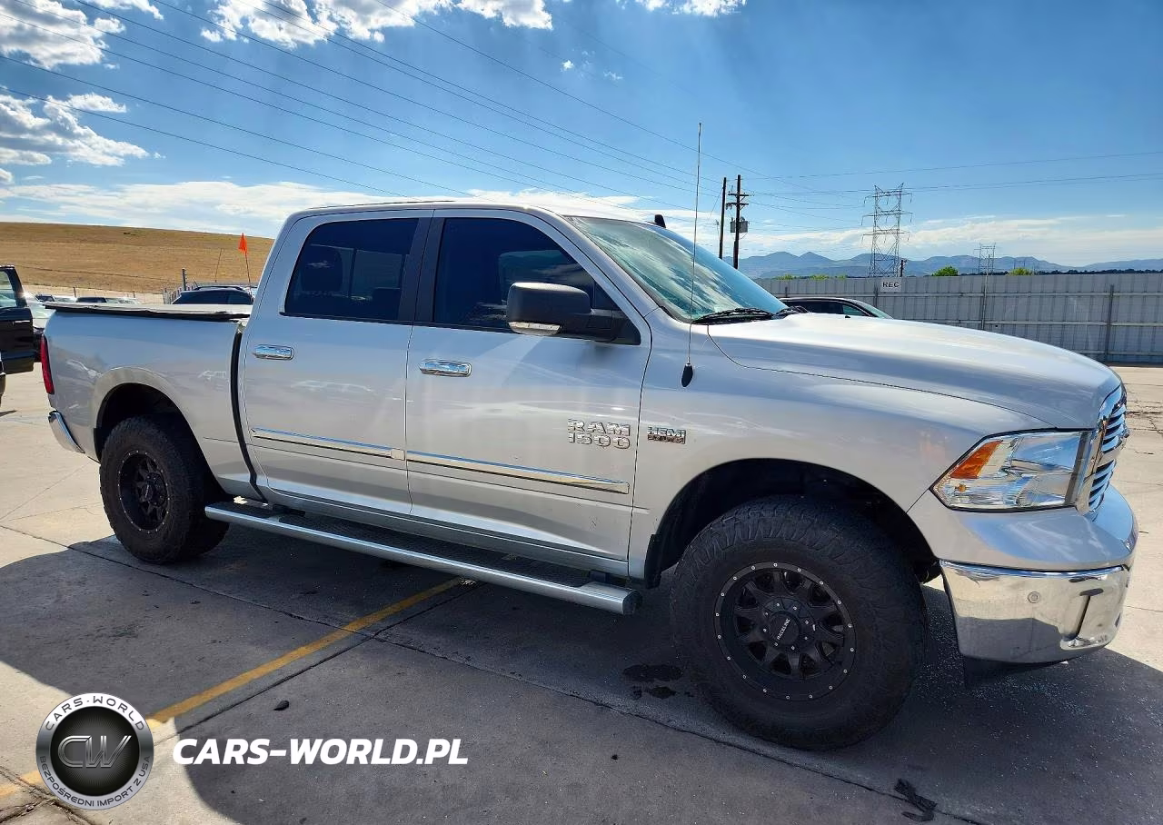 2017 Ram 1500 Slt VIN:3C6RR7LT8HG593293 - 4