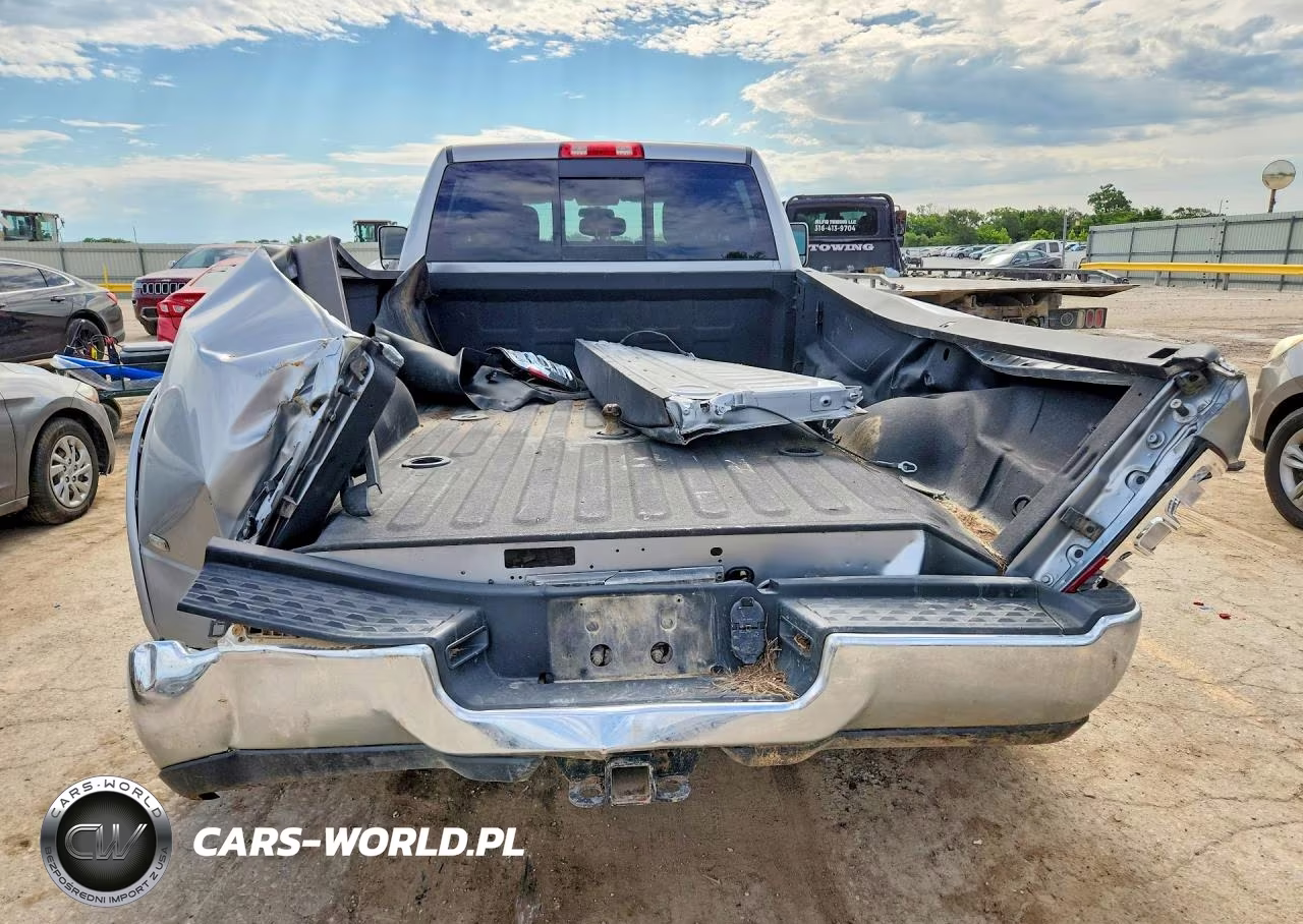 2019 Ram 3500 Tradesman VIN:3C63RRGL8KG708302 - 6