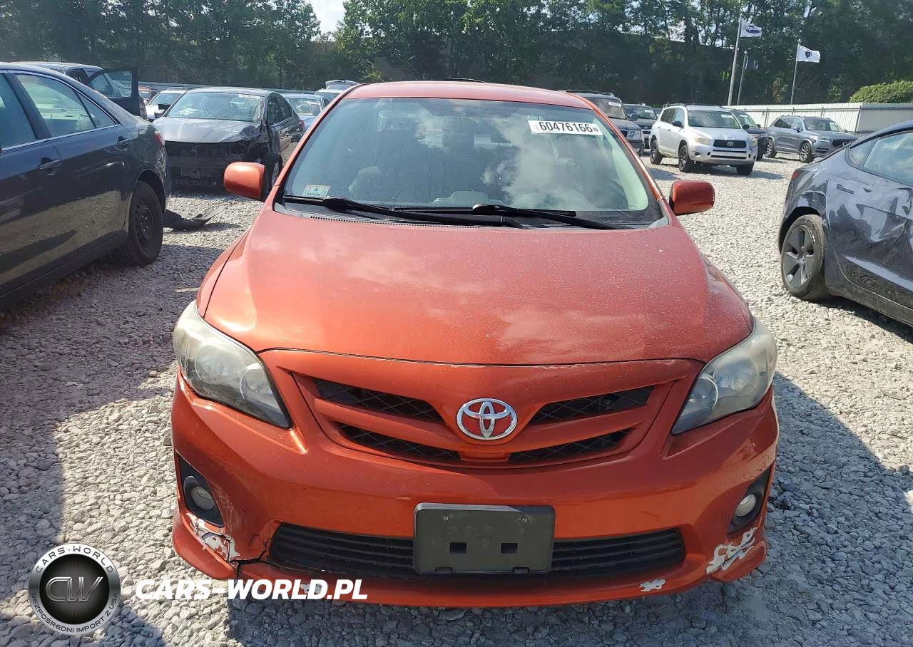 2013 Toyota Corolla S Special Edition VIN:2T1BU4EEXDC092075 - 5