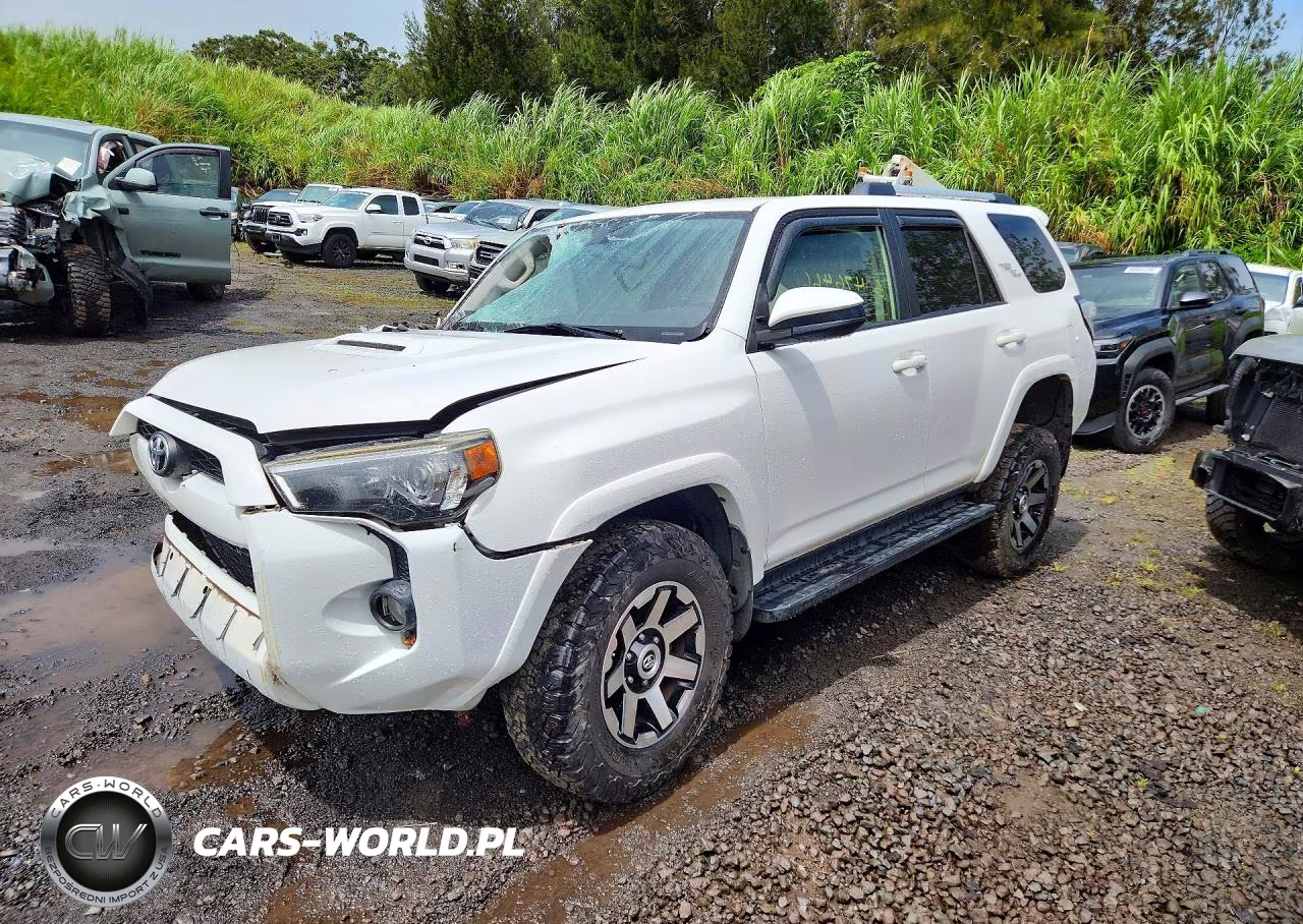 2018 Toyota 4Runner Sr5
