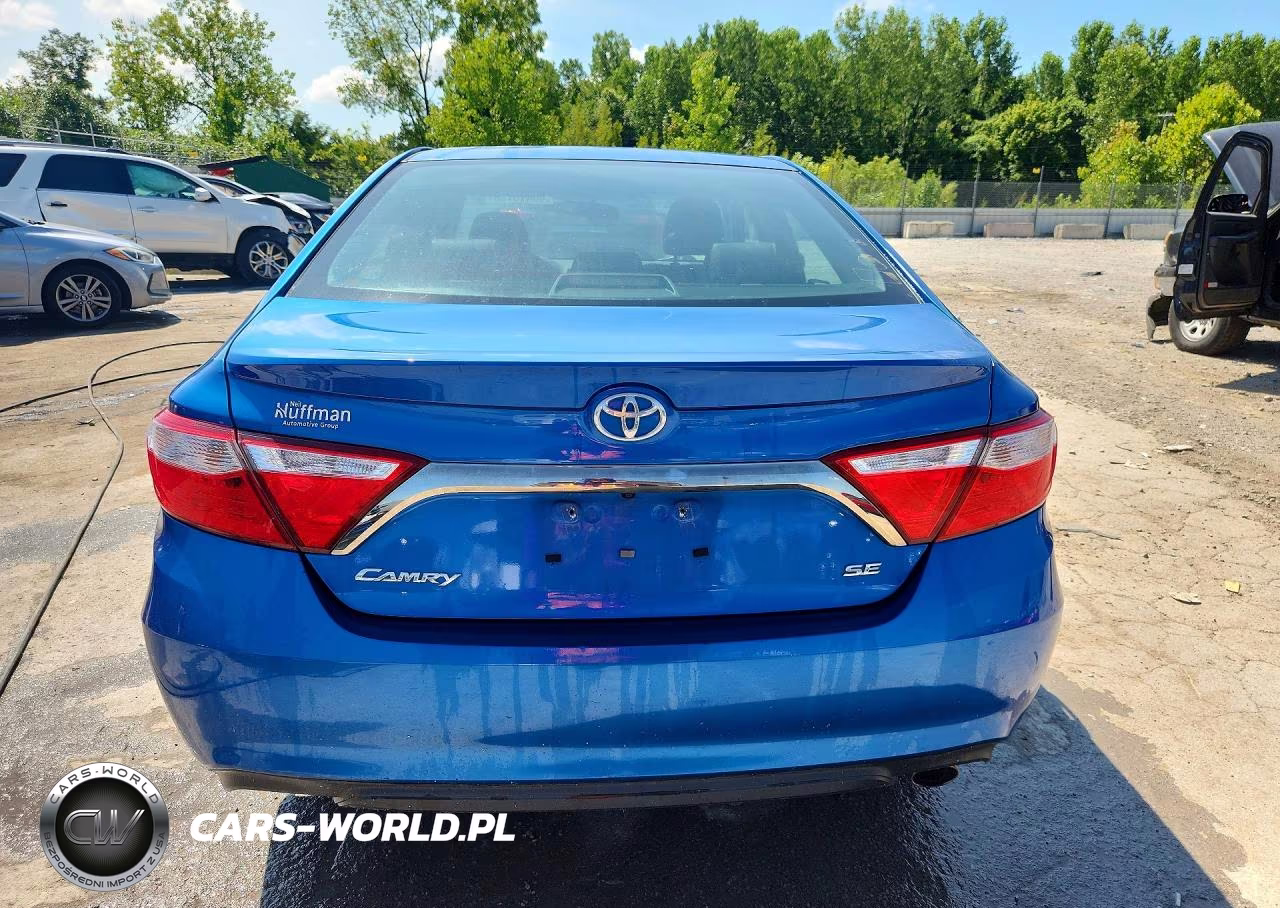 2017 Toyota Camry Se VIN:4T1BF1FK2HU746147 - 6