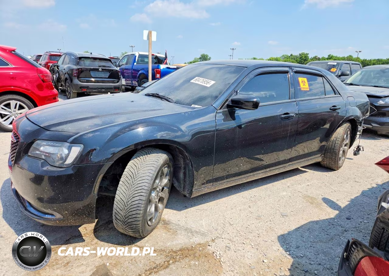 2016 Chrysler 300 S VIN:2C3CCAGG9GH225041 - 1
