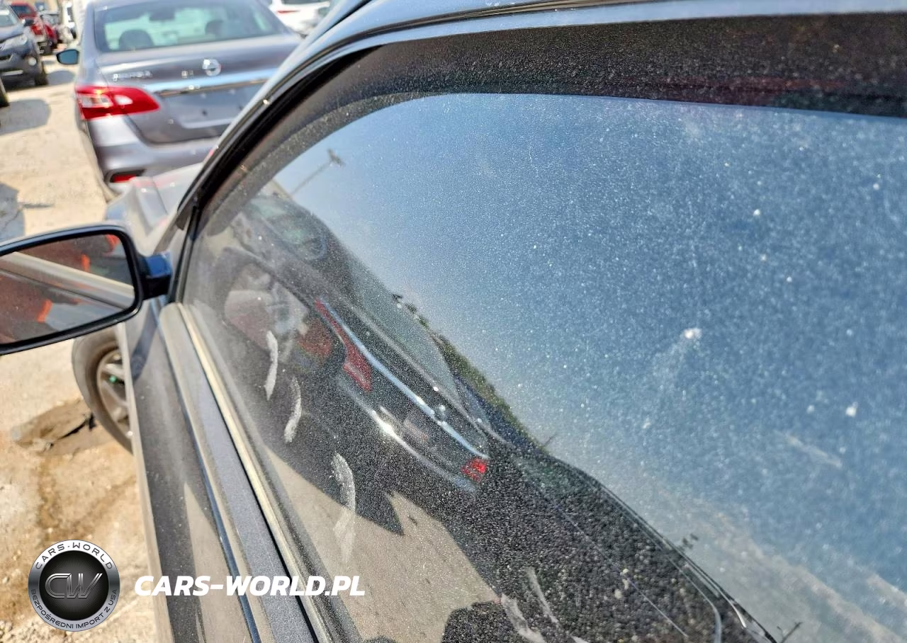 2016 Chrysler 300 S VIN:2C3CCAGG9GH225041 - 8