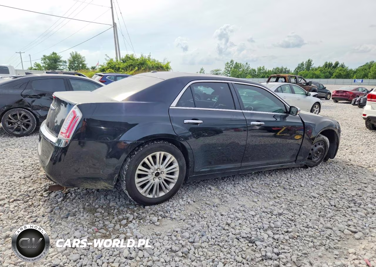 2014 Chrysler 300C VIN:2C3CCAKT7EH217862 - 3